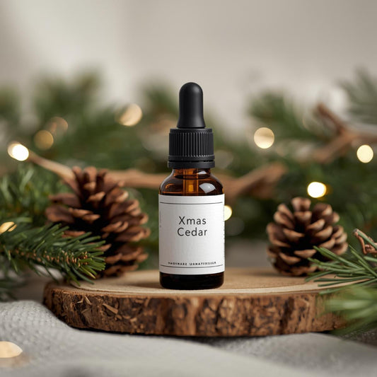 Ulei parfumat Xmas Cedar cu note lemnoase de sărbătoare pentru lumânări handmade